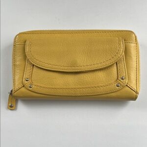 YUMMY Fossil Buttercup Yellow pebbled Leather Ladies clutch wallet-many pockets!